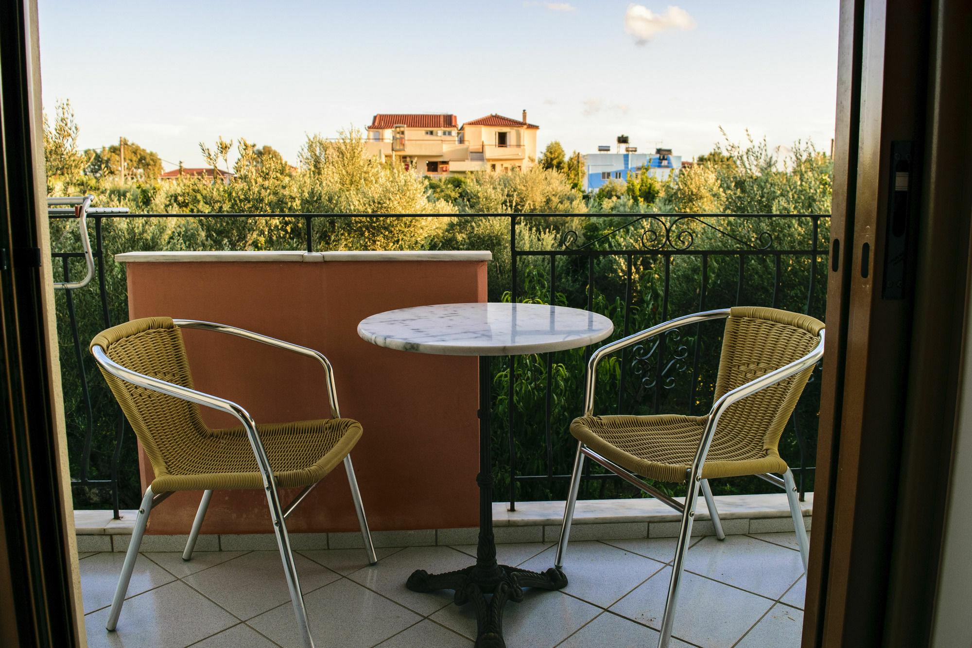 Sofia Apartments Mavrovoúnion Buitenkant foto